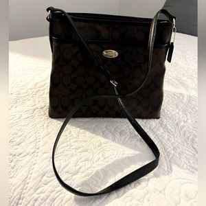 Coach large black and brown crossbody bag